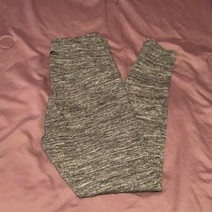 PINK Yoga High-Waist Leggins